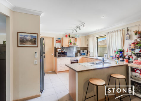 24 Fantail Crescent