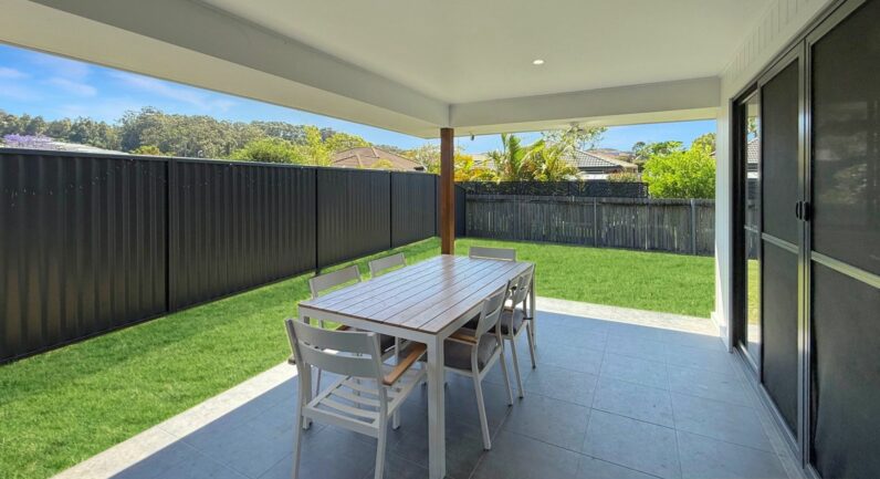 33 Lophostemon Drive, North Boambee Valley NSW 2450