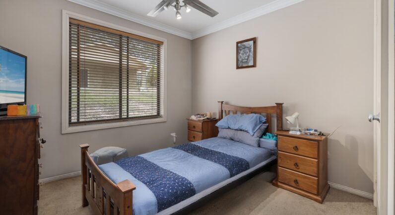 23 Ironbark Crescent, Yarravel NSW 2440