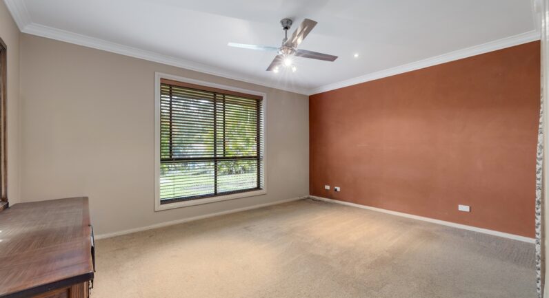 23 Ironbark Crescent, Yarravel NSW 2440