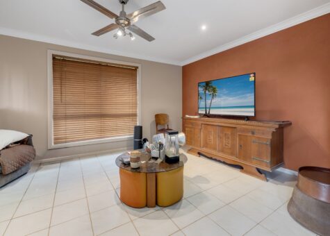 23 Ironbark Crescent