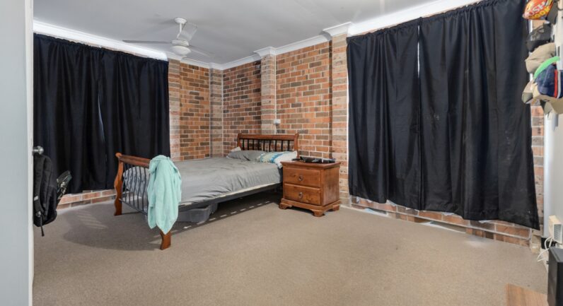 23 Ironbark Crescent, Yarravel NSW 2440