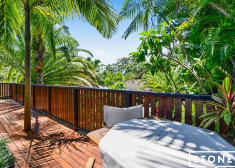 11/95 James Small Drive