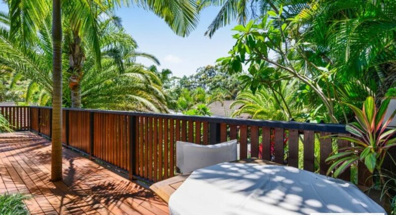 11/95 James Small Drive, Korora NSW 2450