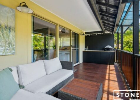 11/95 James Small Drive