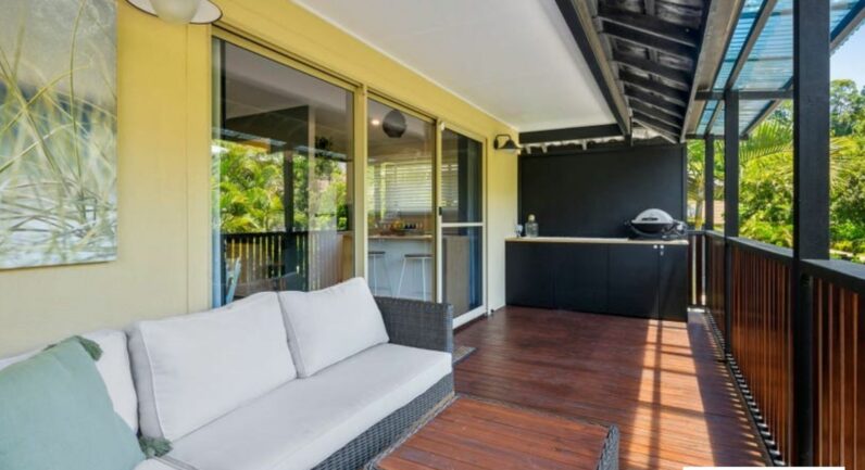 11/95 James Small Drive, Korora NSW 2450