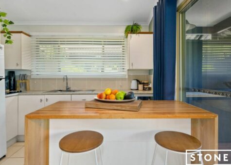 11/95 James Small Drive