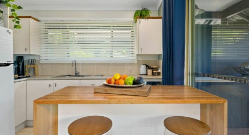 11/95 James Small Drive, Korora NSW 2450