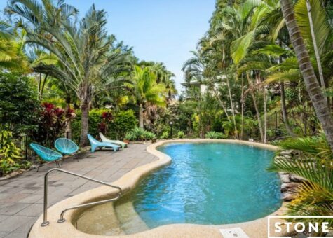 11/95 James Small Drive