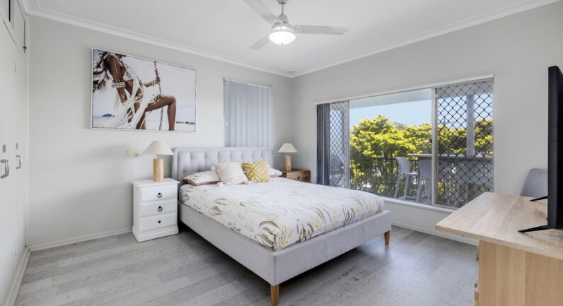 2 Hill Street, Crescent Head NSW 2440