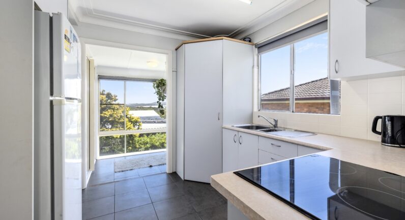 2 Hill Street, Crescent Head NSW 2440