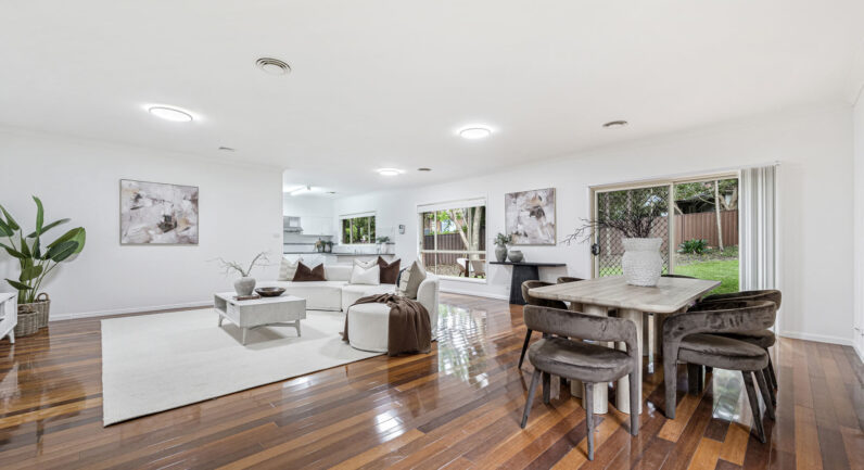 4 Riviera Avenue, North Rocks NSW 2151