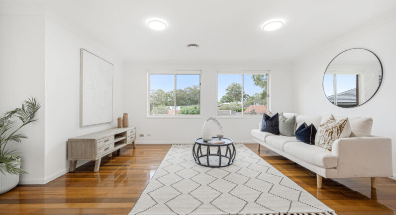 4 Riviera Avenue, North Rocks NSW 2151