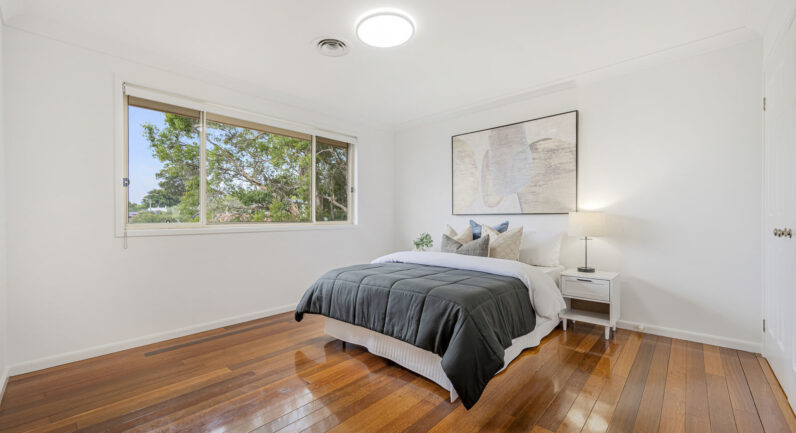 4 Riviera Avenue, North Rocks NSW 2151