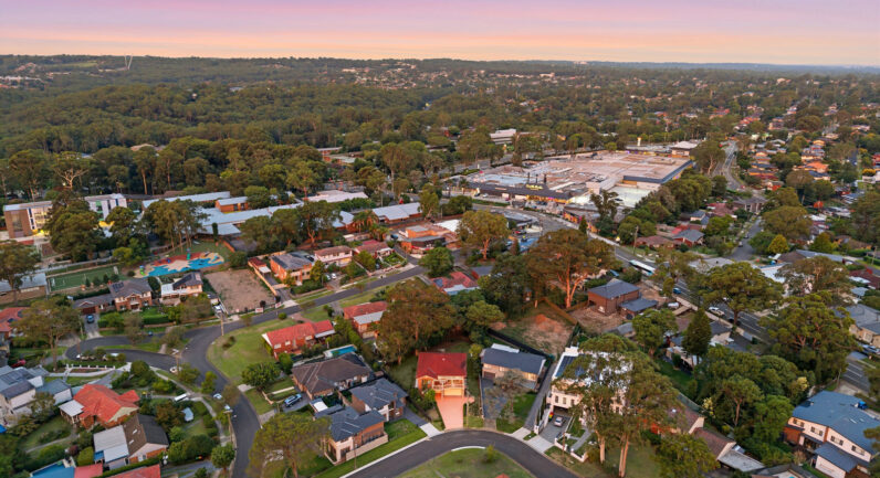 4 Riviera Avenue, North Rocks NSW 2151