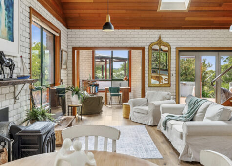 210 Groombridges Road