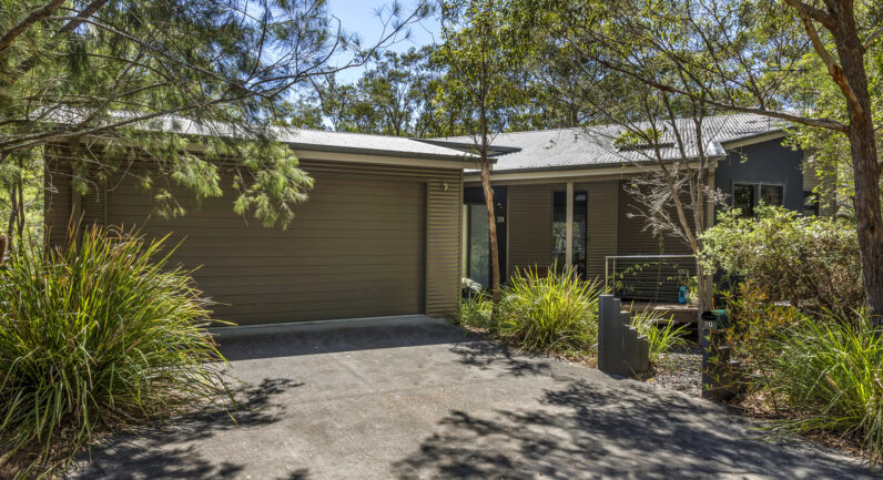 20 Pindari Drive, Dunbogan NSW 2443