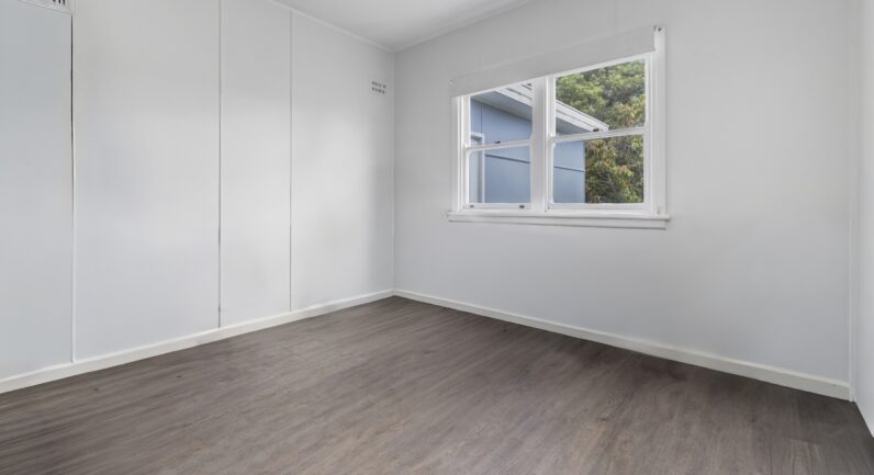 11 Elrington Avenue, West Kempsey NSW 2440