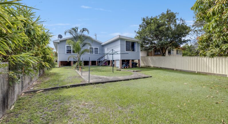 11 Elrington Avenue, West Kempsey NSW 2440