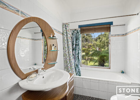 17 Nineteenth Avenue