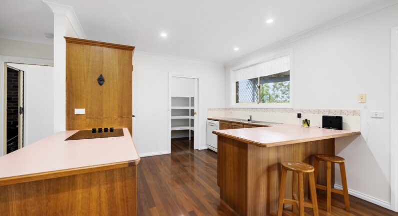 36 Mitchell Avenue, West Kempsey NSW 2440