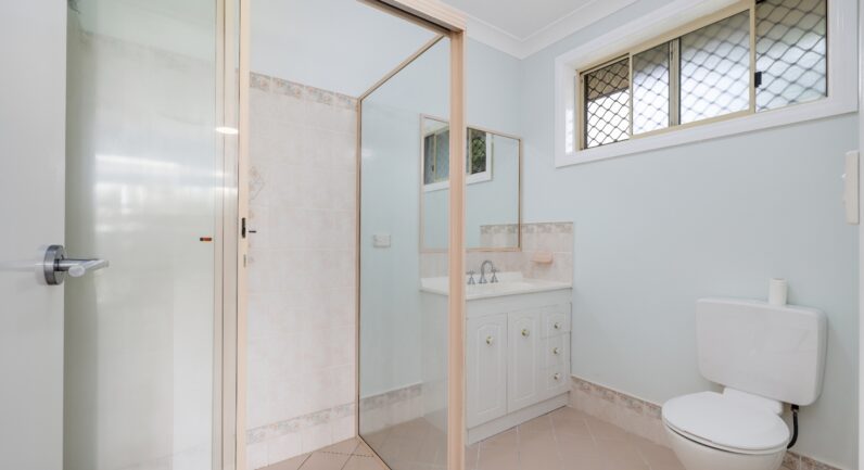 36 Mitchell Avenue, West Kempsey NSW 2440