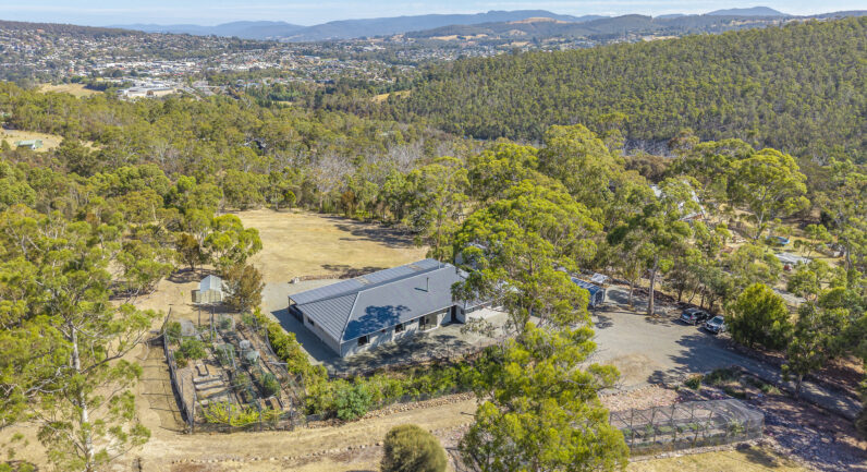78 Albion Heights Drive, Kingston TAS 7050