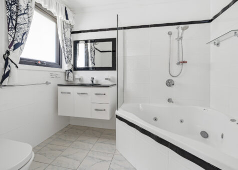 78 Albion Heights Drive