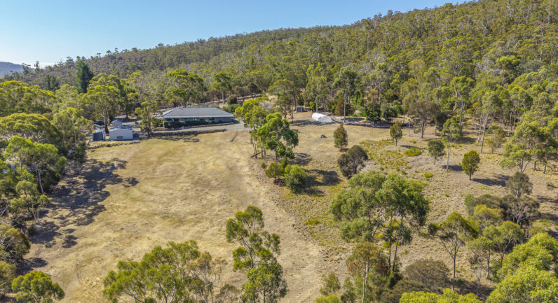 78 Albion Heights Drive, Kingston TAS 7050