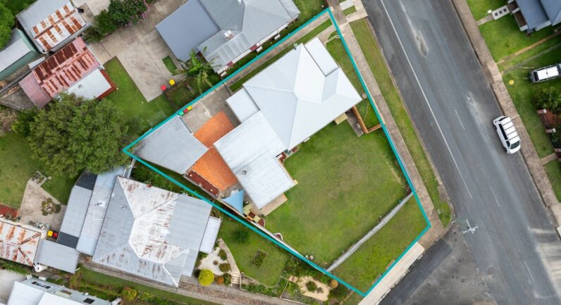 27 Bissett Street, East Kempsey NSW 2440