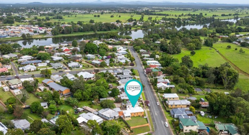 27 Bissett Street, East Kempsey NSW 2440