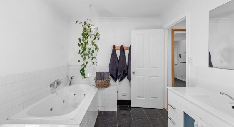 55A Agnes Street, Ranelagh TAS 7109