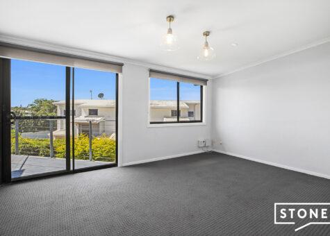 2/80 Hood Street