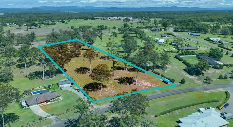 14 Wattle Place, Yarravel NSW 2440