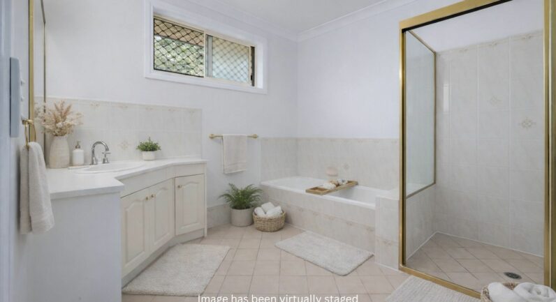 36 Mitchell Avenue, West Kempsey NSW 2440