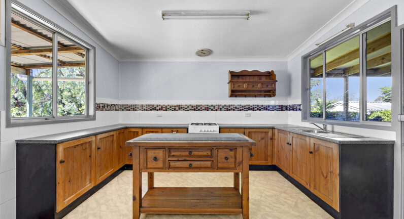 20 Church Street, Moorland NSW 2443