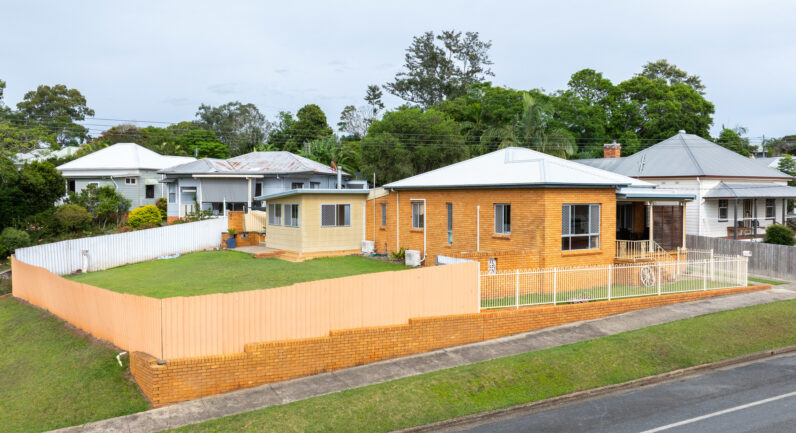 27 Bissett Street, East Kempsey NSW 2440