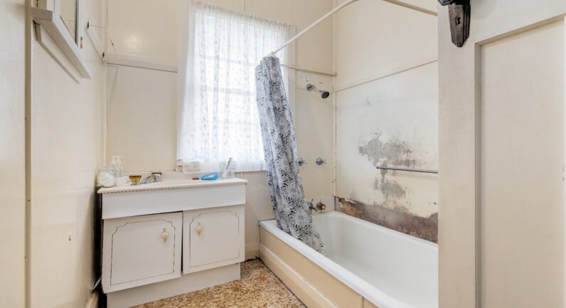 17 Barnard Street, Gladstone NSW 2440