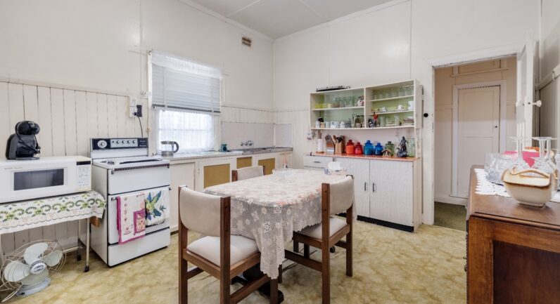 17 Barnard Street, Gladstone NSW 2440