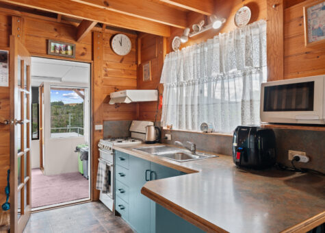 19 Cray Point Parade