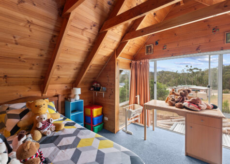 19 Cray Point Parade