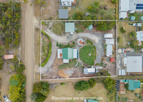 19 Cray Point Parade