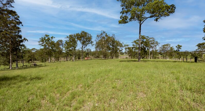 14 Wattle Place, Yarravel NSW 2440