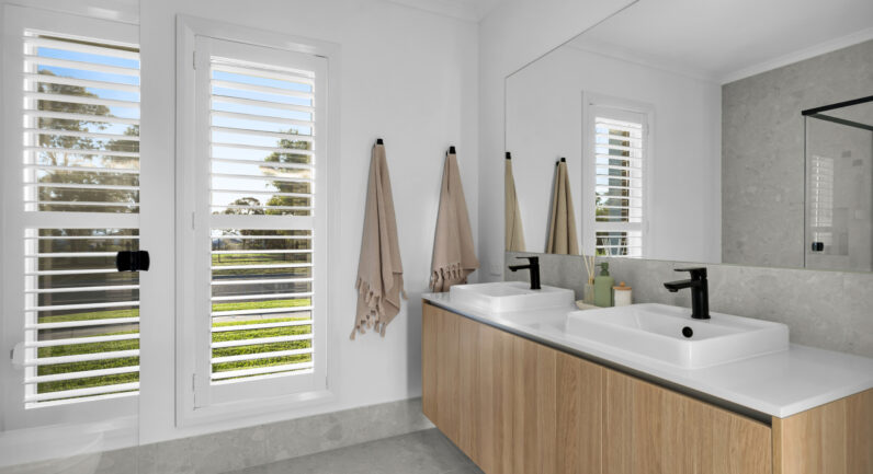 21 Silverton Street, Gregory Hills NSW 2557