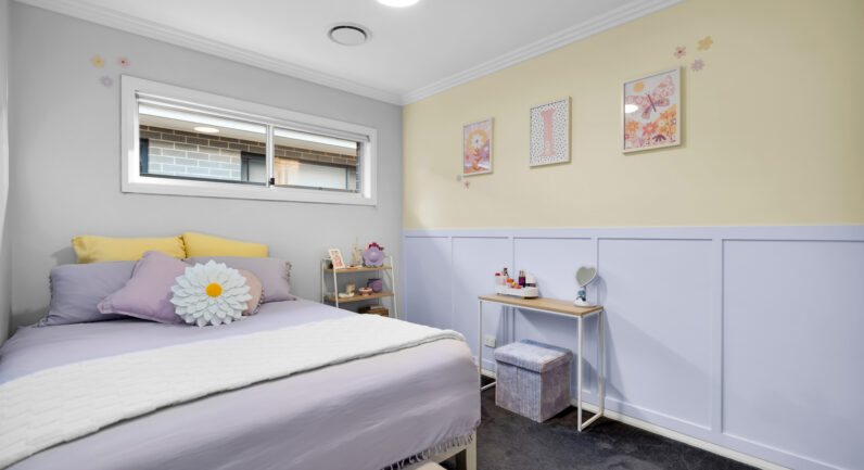 21 Silverton Street, Gregory Hills NSW 2557