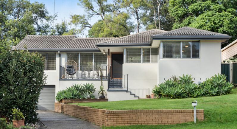 27 Stromlo Place, Ruse NSW 2560