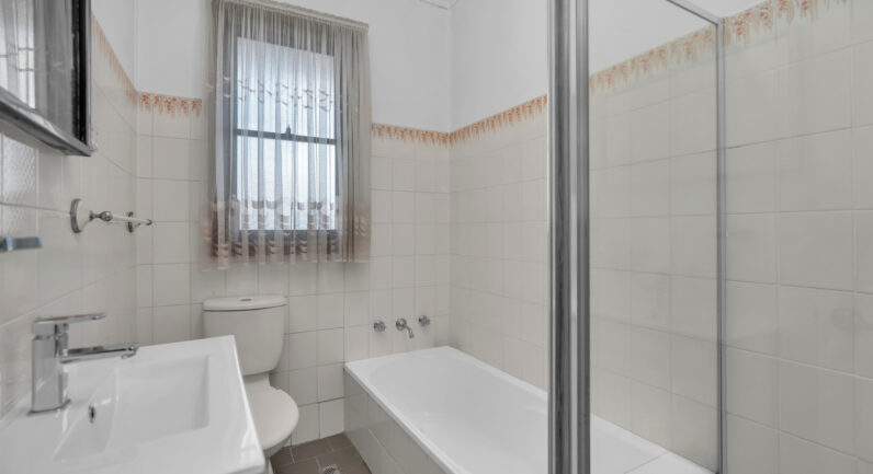 6 Harpur Place, Lalor Park NSW 2147