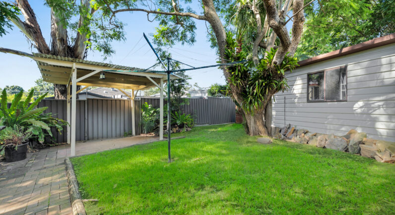 6 Harpur Place, Lalor Park NSW 2147