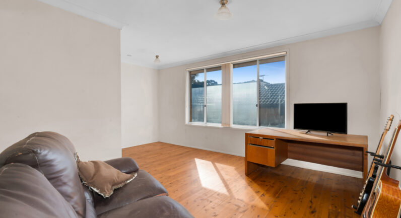 1 and 1A Turquoise Place, Eagle Vale NSW 2558