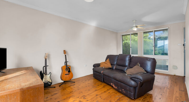 1 and 1A Turquoise Place, Eagle Vale NSW 2558